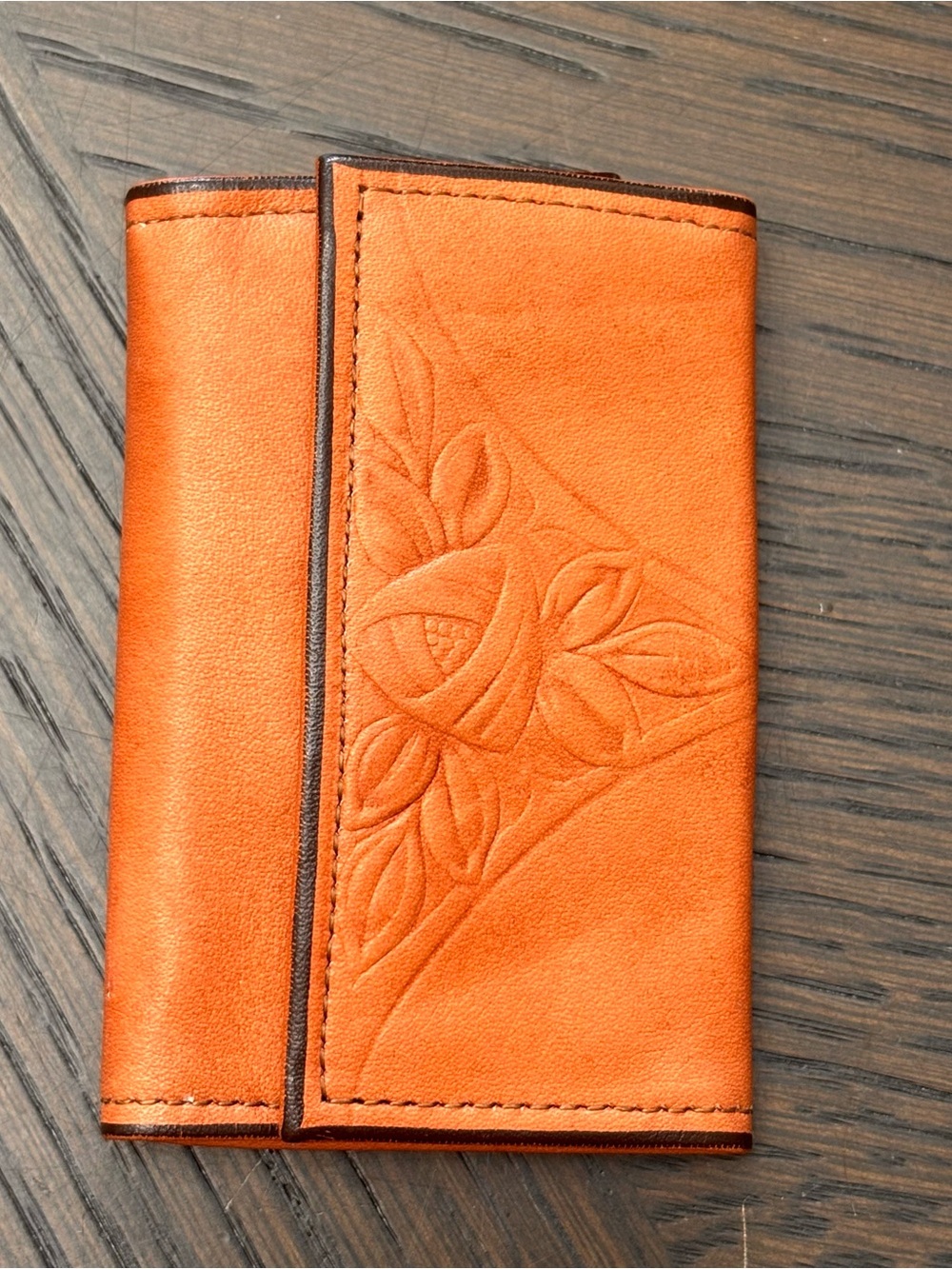Vintage Rolfs Key Kaddy hand-tooled floral cow hide New UNISEX